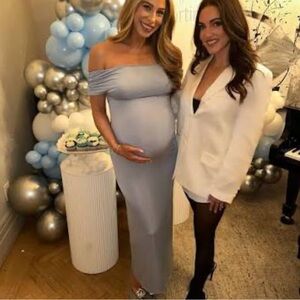 🎉Maternity Off-the-shoulder dress with ruched ribbed knit and slit